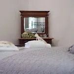 Palazzo Palitti Bed & Breakfast Roio