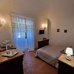 Palazzo Palitti 3* Roio