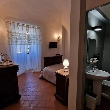 Bed & Breakfast Palazzo Palitti 3*