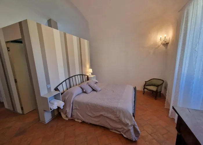 Palazzo Palitti 3* Roio